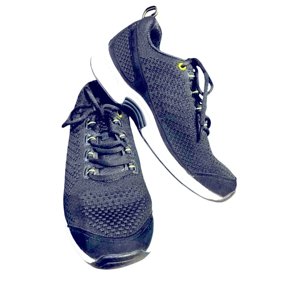 Bio Fit Sneakers Size 7.5 W Black Yellow